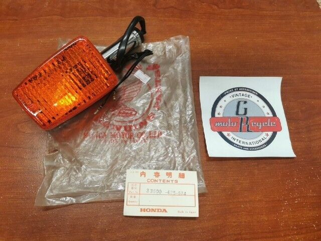 NOS Honda CB650 CB750 LEFT REAR TURN SIGNAL 33600-425-674 SUB 33600-425-679 H99