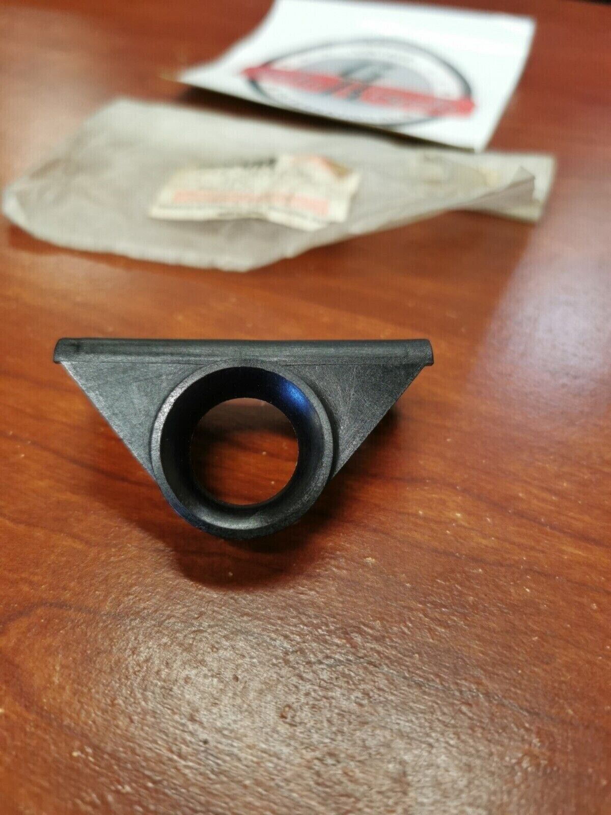 NOS Yamaha YZ125 YZ250 DAMPER HOLDER 24X-24144-00-00 SUB. 5XE-24144-00-00 Y91