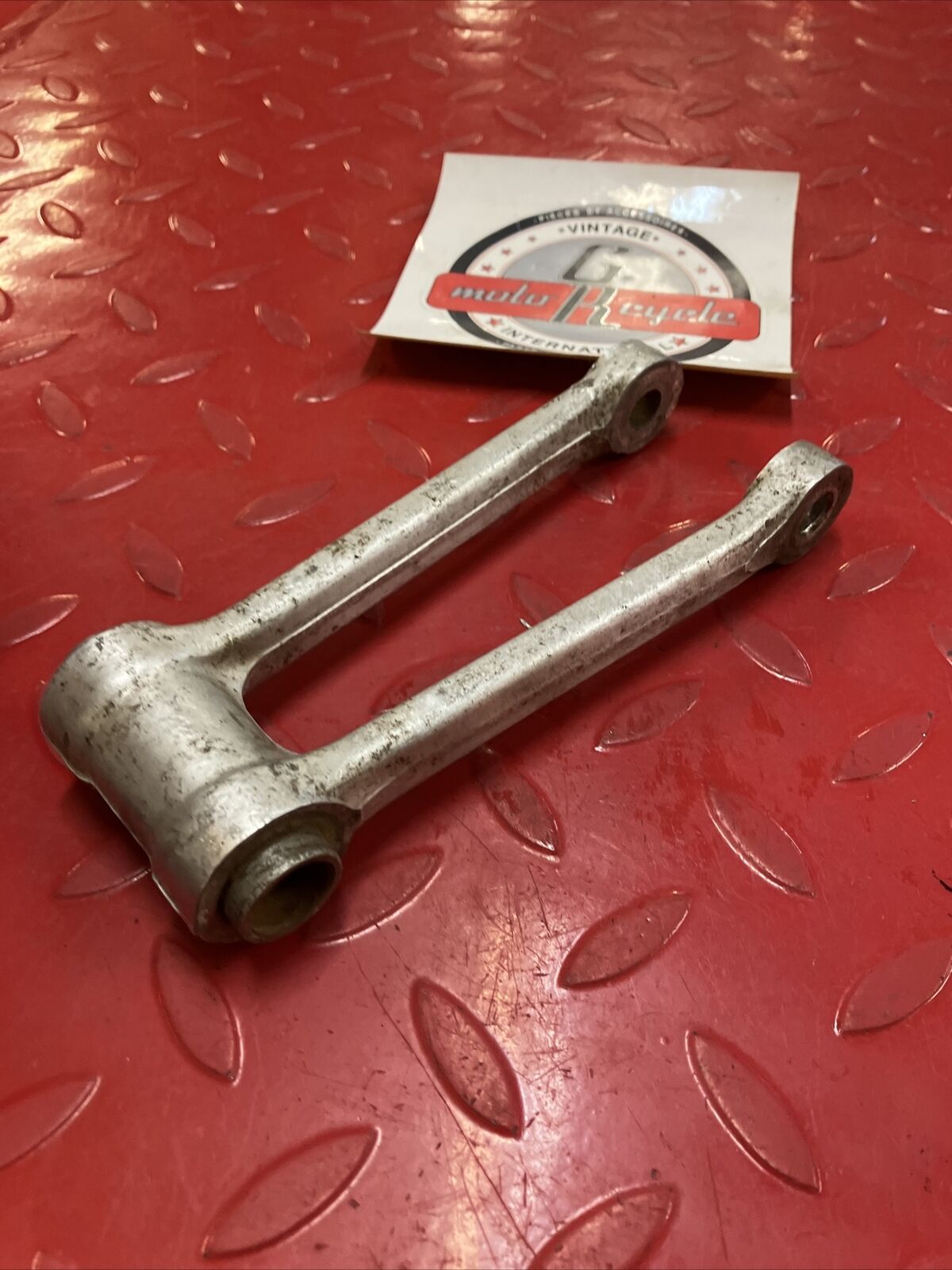 Honda CR250R 1984 rear shock linkage connecting rod CR125R CR500R 2