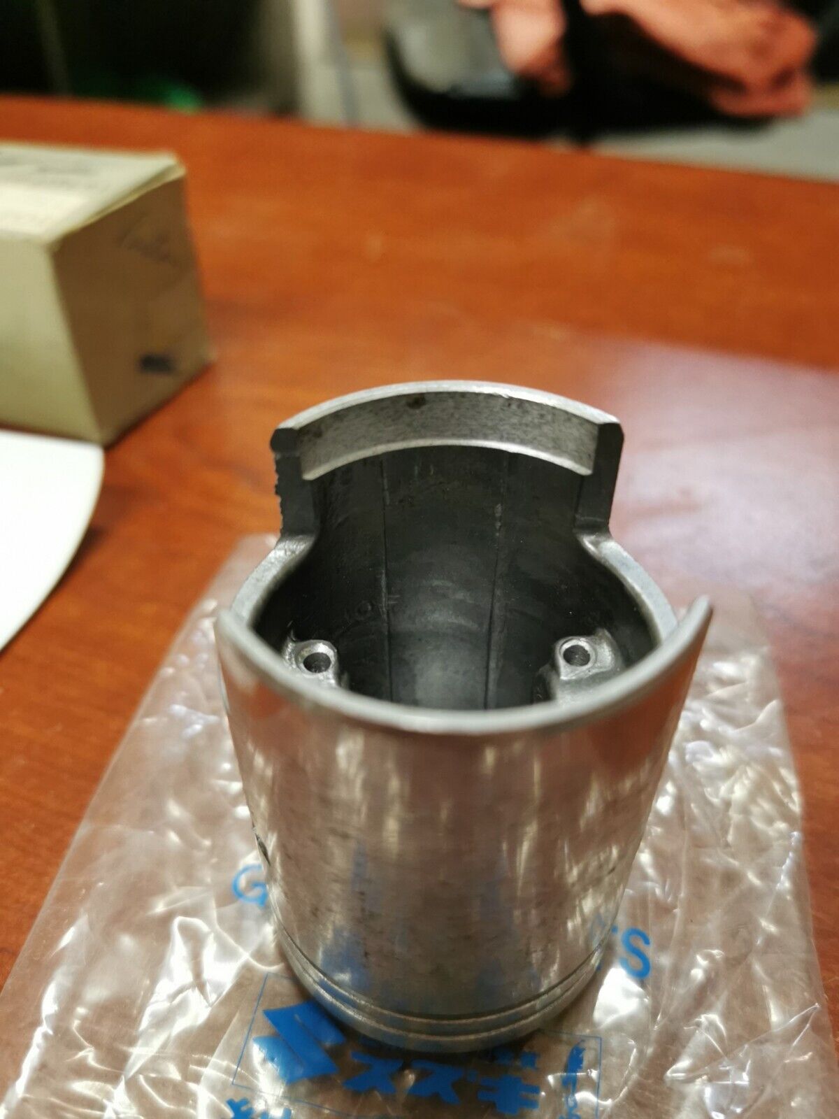 NOS Suzuki K10 K11 K15  PISTON STD 12110-03960 SUB. 12110-03002 S32
