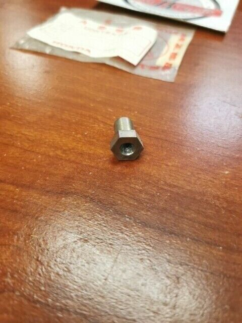 NOS Honda GL1100 GL500I GL650I GL700I SPECIAL NUT (6MM) 90201-463-770 H68