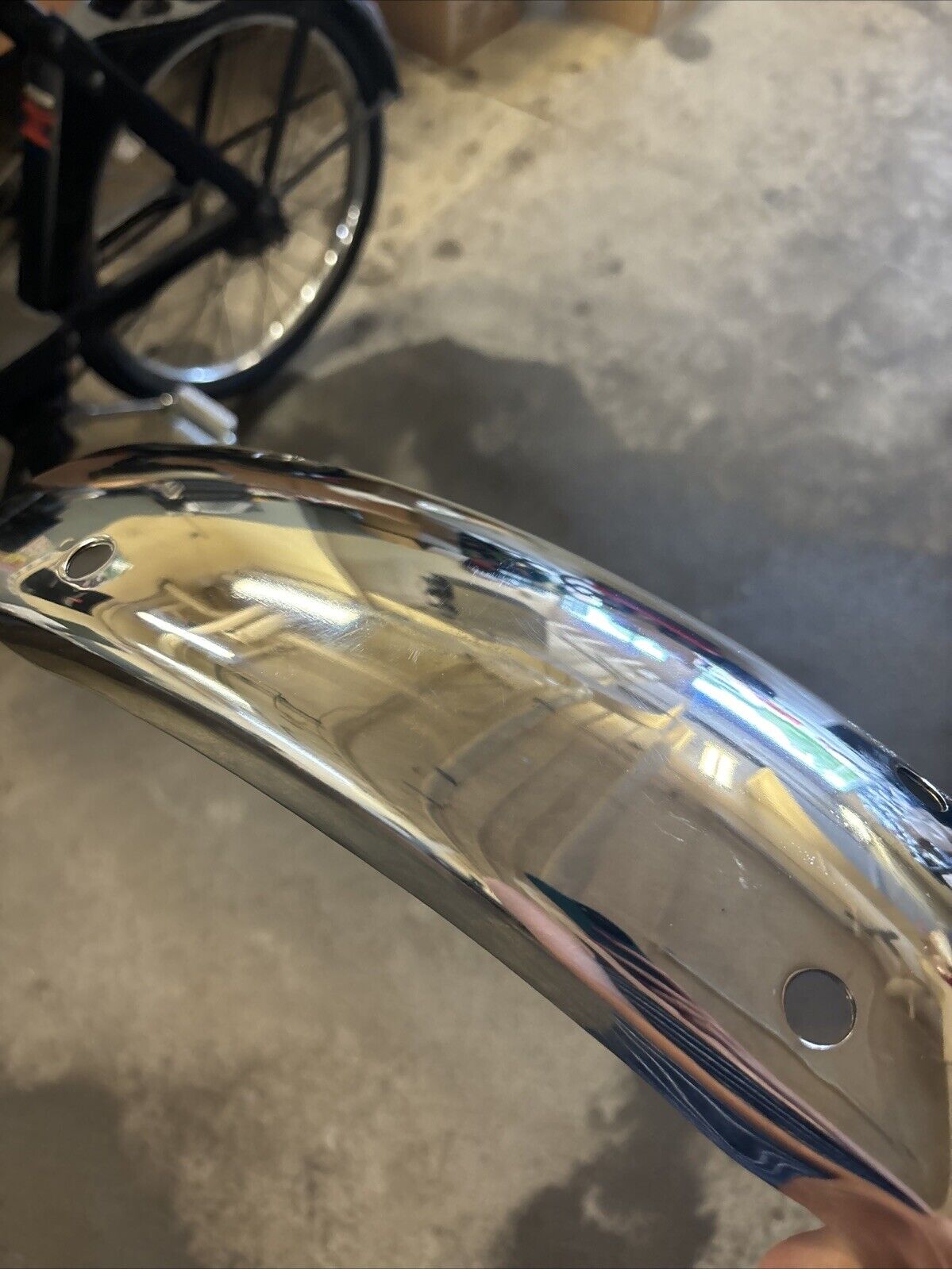 NOS Yamaha XS1 XS1B FRONT FENDER XS650 256-21511-00-93 SUB 256-21510-10-93 Y103