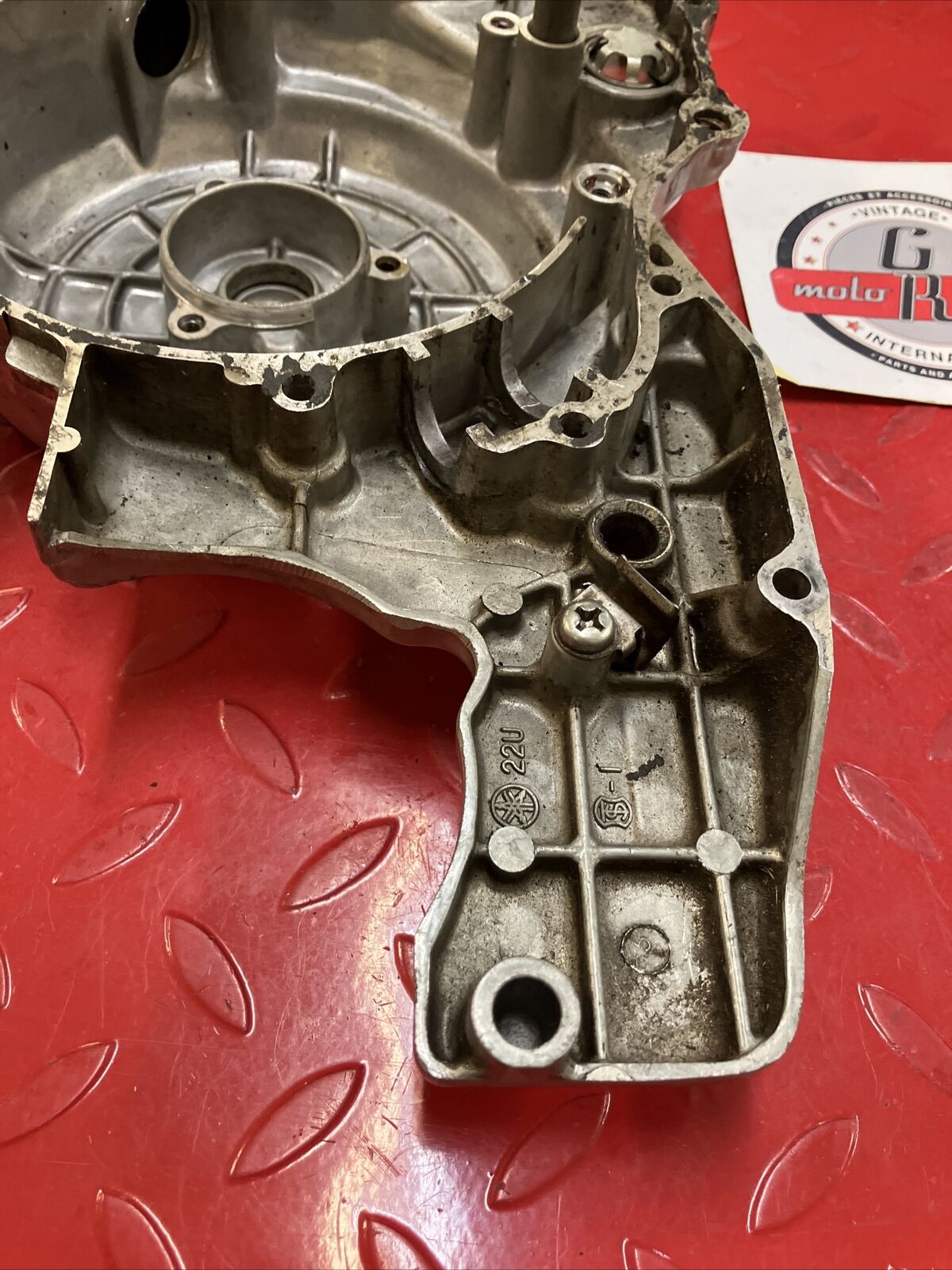 NOS Yamaha XV500 Virago 500 1983 1984 left crankcase stator cover