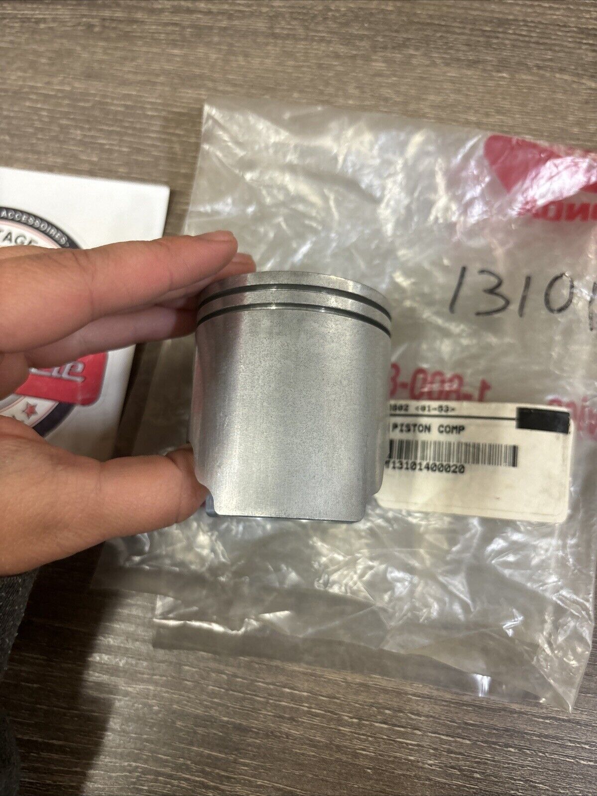 NOS Honda CR125M MT125R PISTON STD 13101-400-020 H136