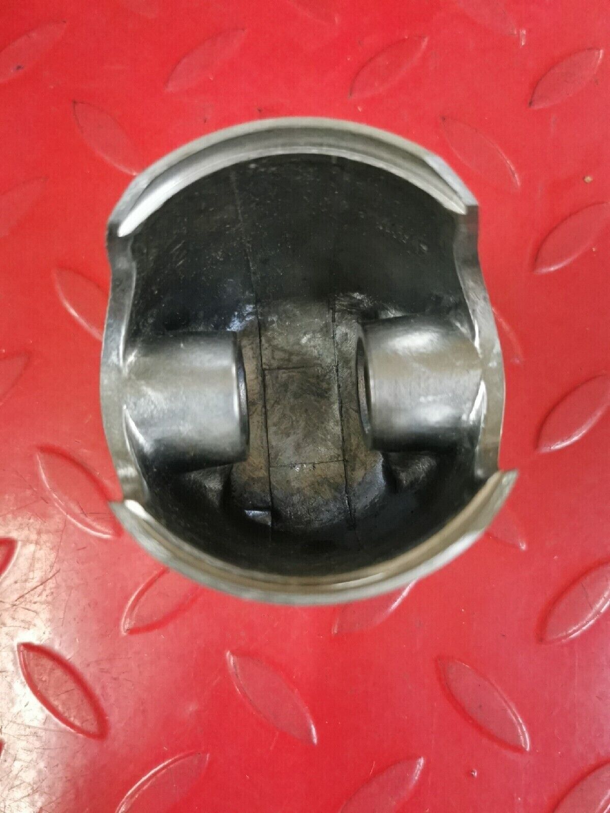 NOS HONDA CR250 1976  PISTON  0.50 13103-381-000  H40