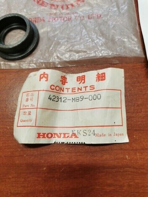 NOS Honda CB1000C CB900C GL1100 A D I REAR WHEEL BRAKE SPACER 42312-MB9-000 H84