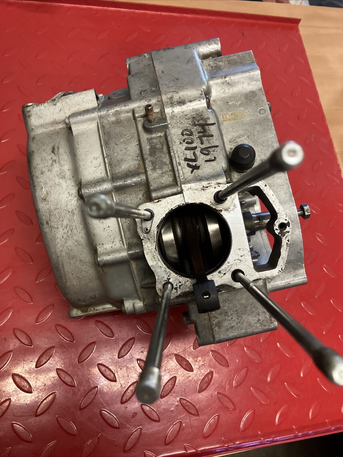 Honda XL100 1974 engine motor bottom end crankcase crankshaft transmission