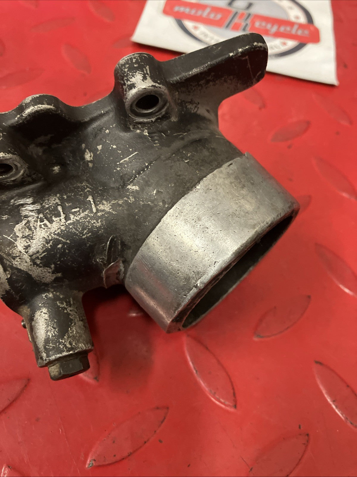 Honda CR250R 1984 Cylinder exhaust manifold atac sub chamber