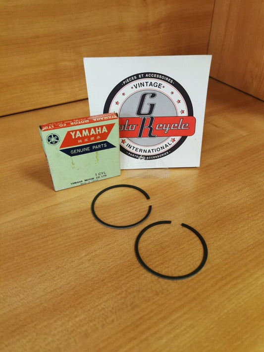 NOS YAMAHA  YDS3  1965  1966  PISTON RING SET  STD  156-11601-00-00 Y48