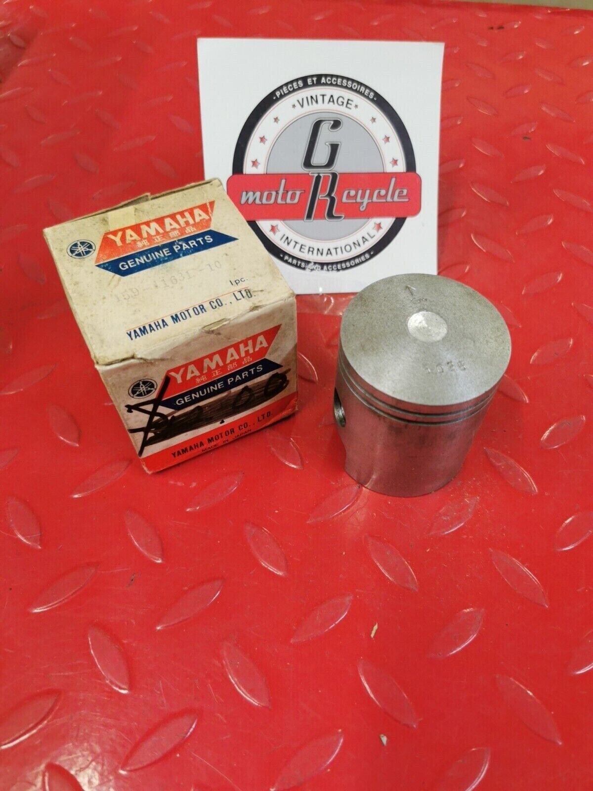 NOS YAMAHA YM1 TM2C  PISTON 60.25   159-11631-10  Y50
