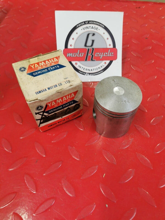 NOS YAMAHA YM1 TM2C  PISTON 60.25   159-11631-10  Y50