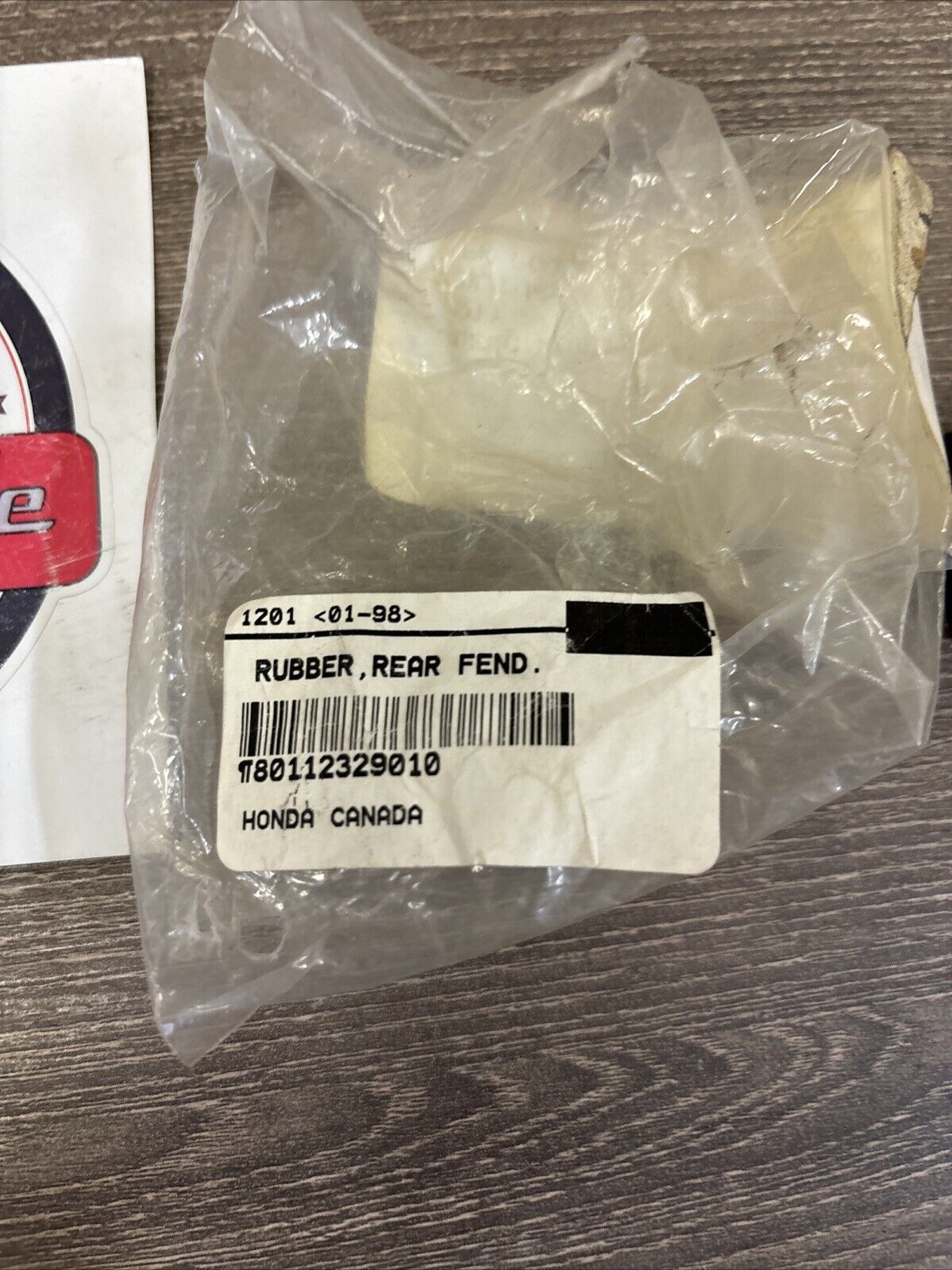 NOS Honda XL175 XL250 XL350 CB250 REAR FENDER SETTING RUBBER 80112-329-010 H132