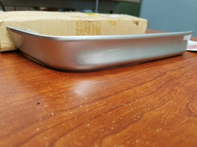 NOS Honda GL1800 LEFT REAR SADDLEBAG MOLDING 81482-MCA-000ZR H106
