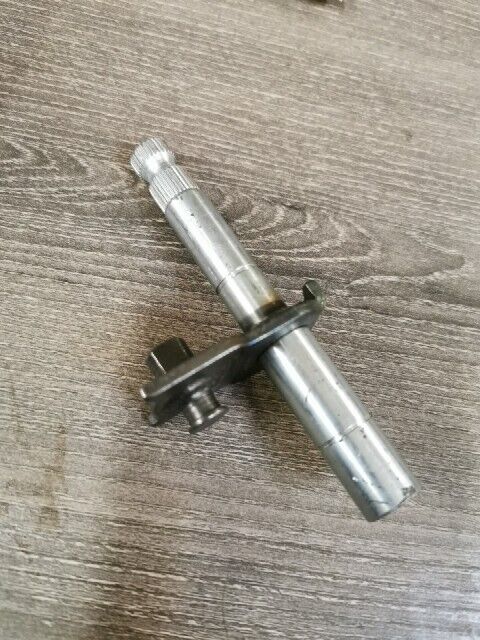 NOS HONDA XL175 1973 - 1978 GEAR SPINDLE  SHIFT  24610-362-000  H76