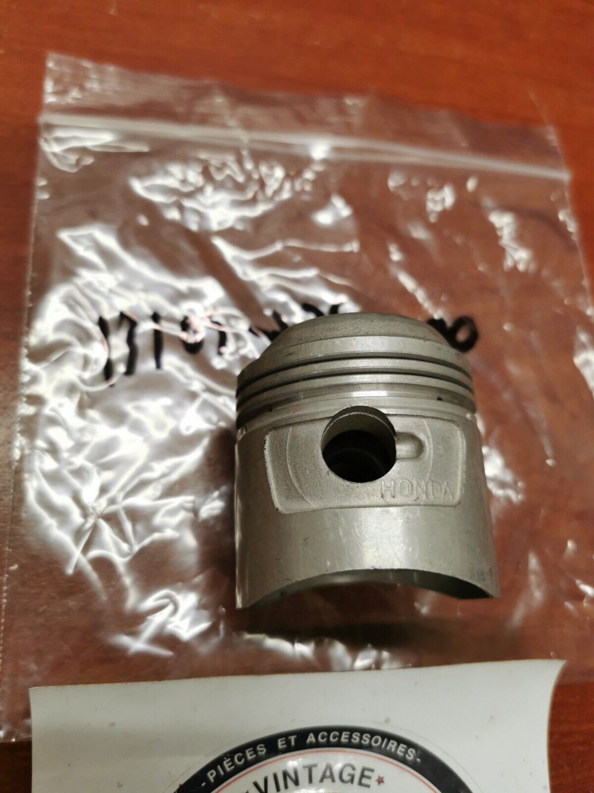 NOS Honda CL175 CA175 PISTON (1.00) 13105-235-000 H62