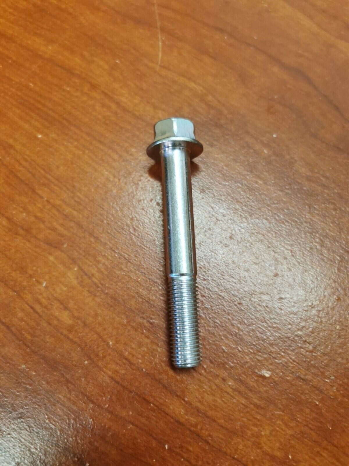 NOS Yamaha YFM400 YFM250 YFM35 YFM45 YXE70 YXC70 FLANGE BOLT 90105-10267-00 Y84