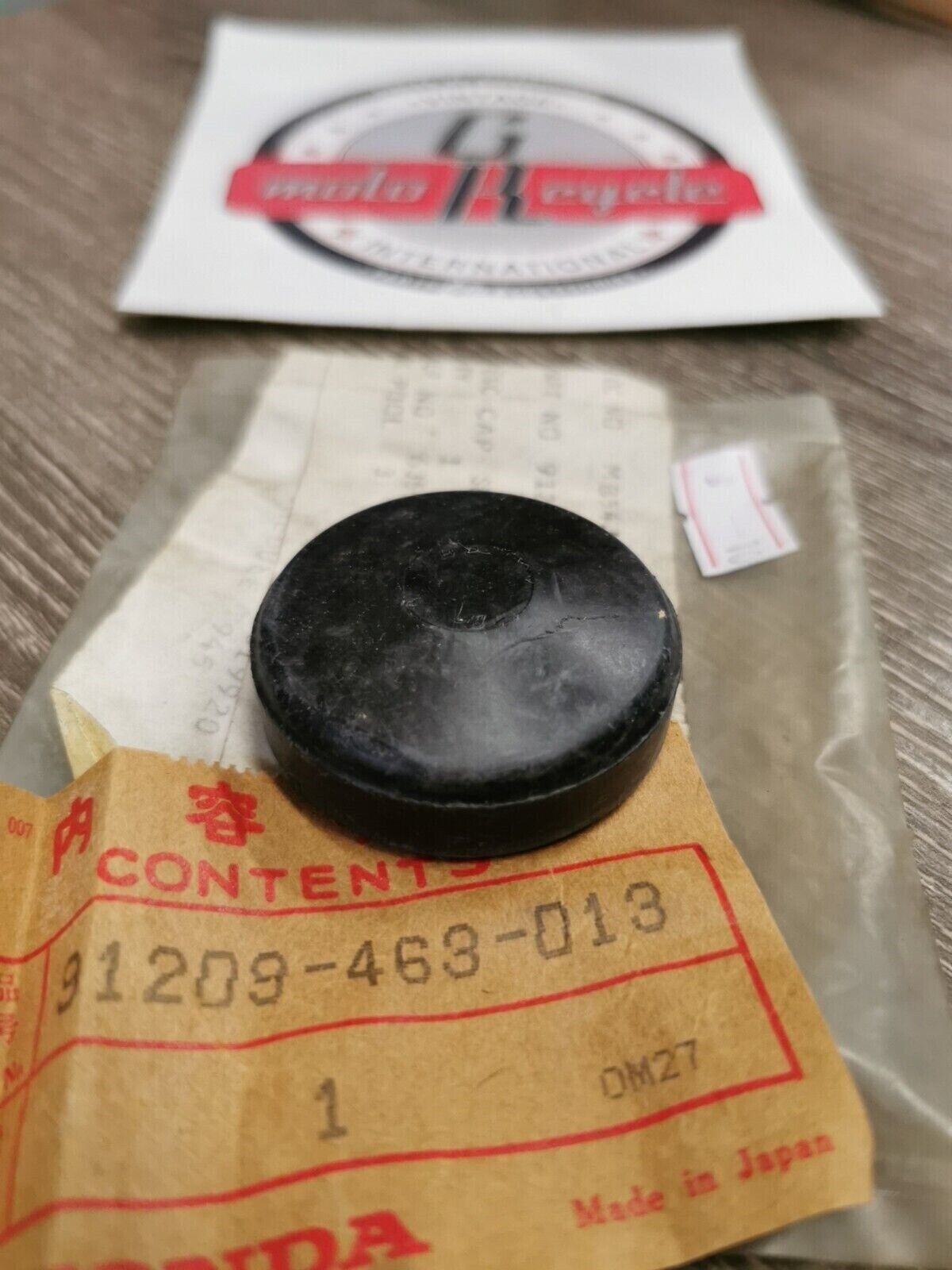NOS HONDA GL1500 SEAL CAP 91209-463-013 H52
