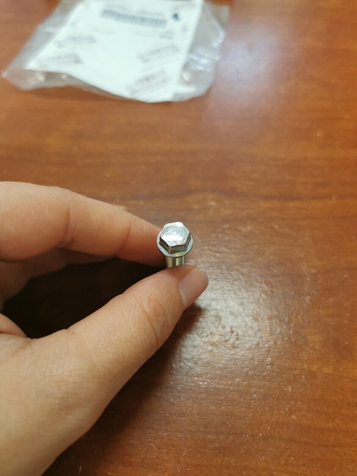 NOS Yamaha YXE85 YXM70 YFM35 YXC70 FLANGE BOLT 95022-06030-00 Y83