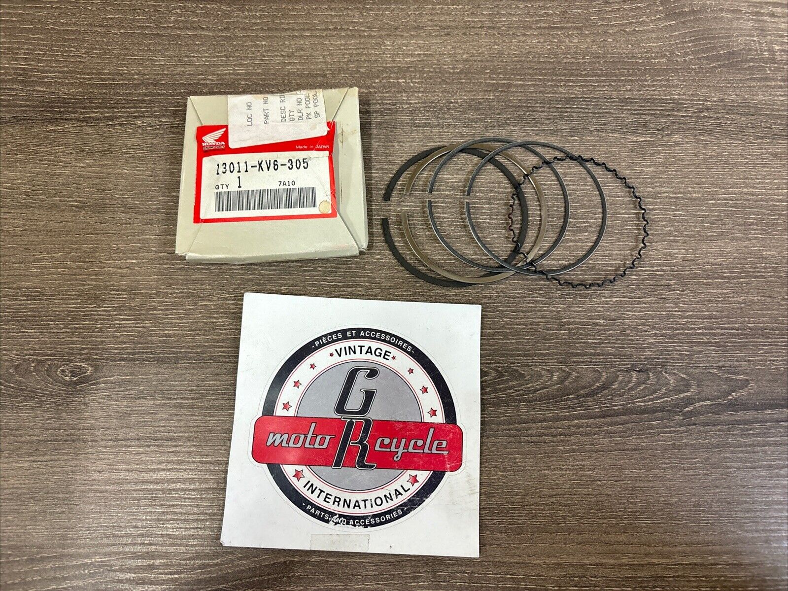 NOS Honda XL250R XR250L XR250R PISTON RING SET (STD) 13011-KV6-305 H136