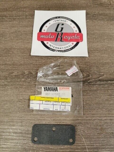 NOS YAMAHA ET250B ET300C ET250C ET340TJ ET300G GASKET 85T-47592-00-00 Y108
