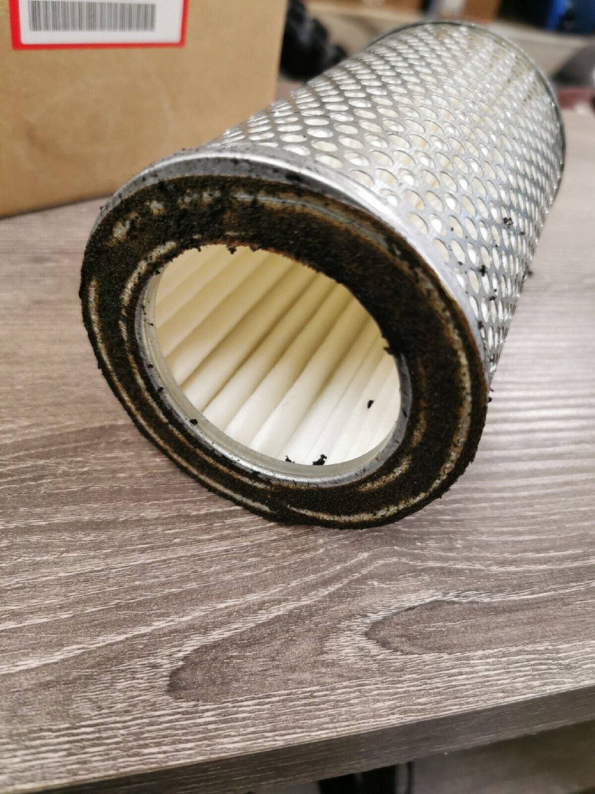 NOS HONDA GL650 1983  ELEMENT AIR FILTER  17220-ME2-000 H42