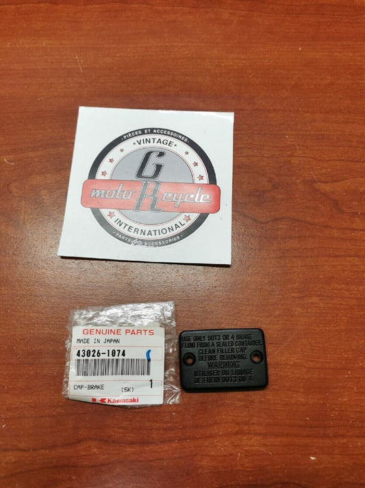 NOS Kawasaki KLX140 KLX450 KL650 EX300 KLX150 KL250 BRAKE CAP 43026-1074 K26