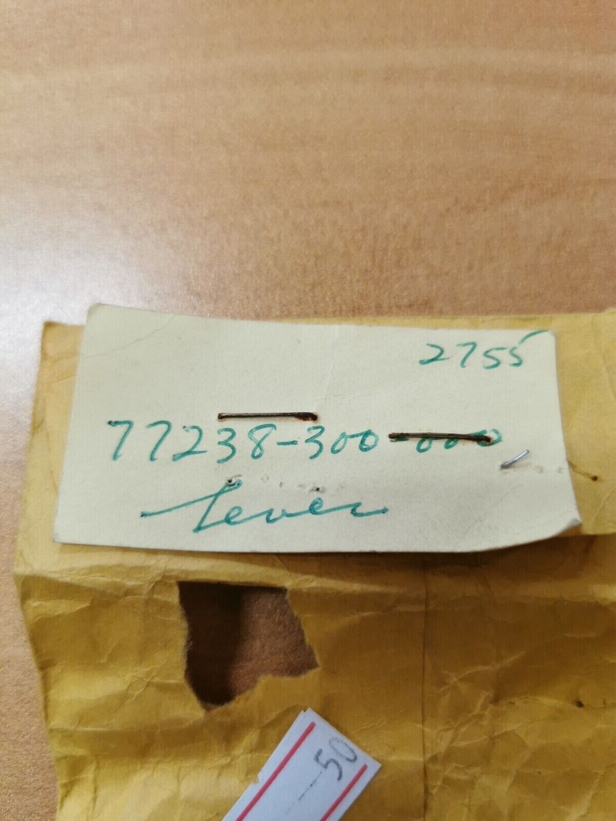 NOS HONDA CB750 LEVER SEAT CATCH SAFETY 77238-300-000 H20