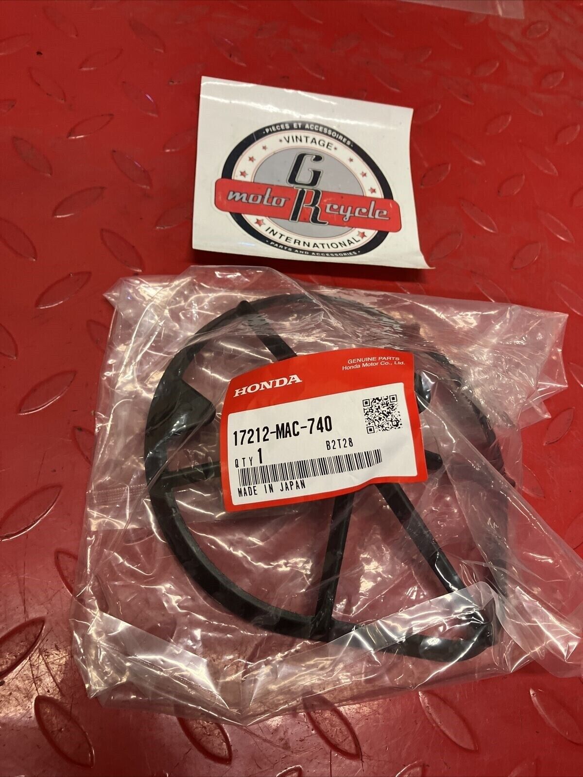 NEW Honda CR125R CR250R CR500R AIR FILTER CAGE ELEMENT BASE 17212-MAC-740 H99