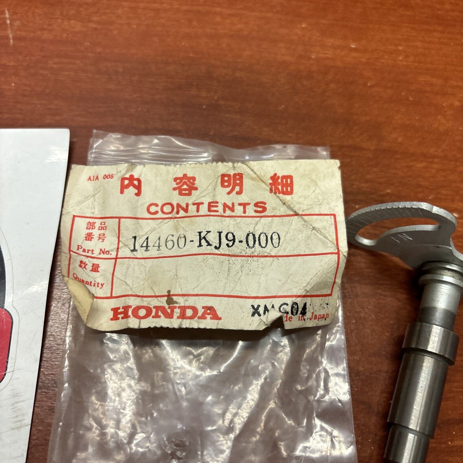 NOS Honda CH125 CH250 ROCKER ARM SHAFT 14460-KJ9-000 SUB 14460-KJ9-305 H166