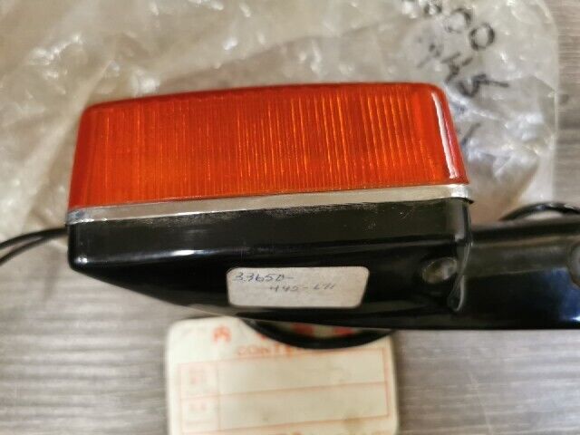 NOS HONDA CB750F 1979 WINKER ASSY R RR 33600-445-671 H83