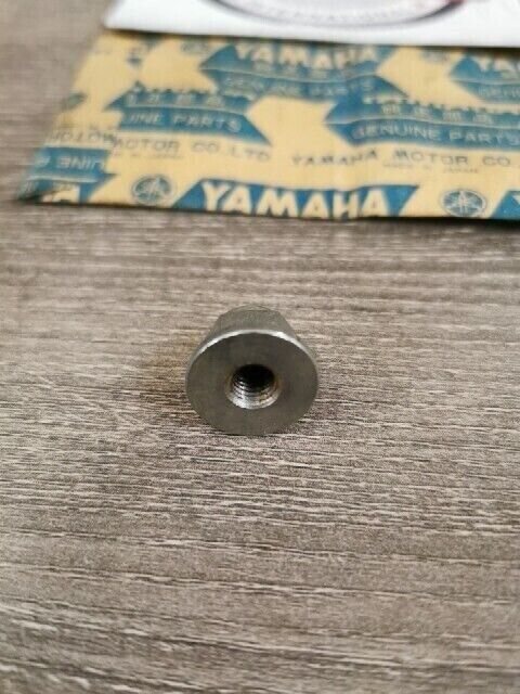 NOS YAMAHA XS500D TX500 XS500C XS500B XS500E 1978 NUT CROWN 90176-07018-00 Y151