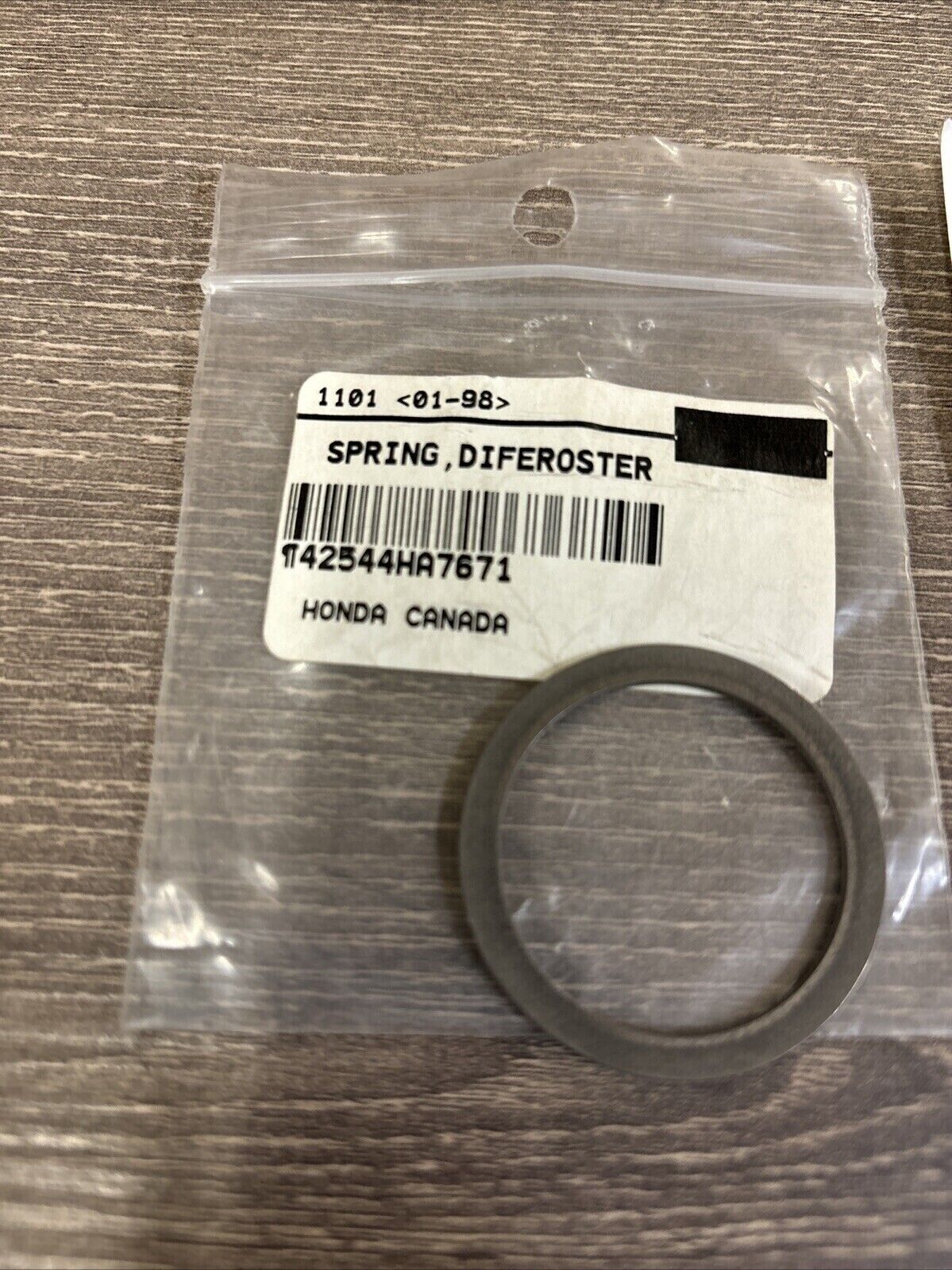 NOS Honda TRX300FW TRX350 DIFFERENTIAL CLUTCH SPRING SEAT D 42544-HA7-671 H122