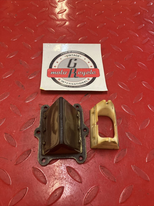 Honda CR250R 1988 Reed valve block cage