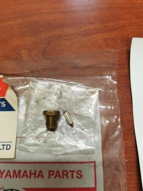 NOS Yamaha DT50 GT80 GTMX MX80 RD50 TY80 NEEDLE VALVE 367-14390-14-00 Y123
