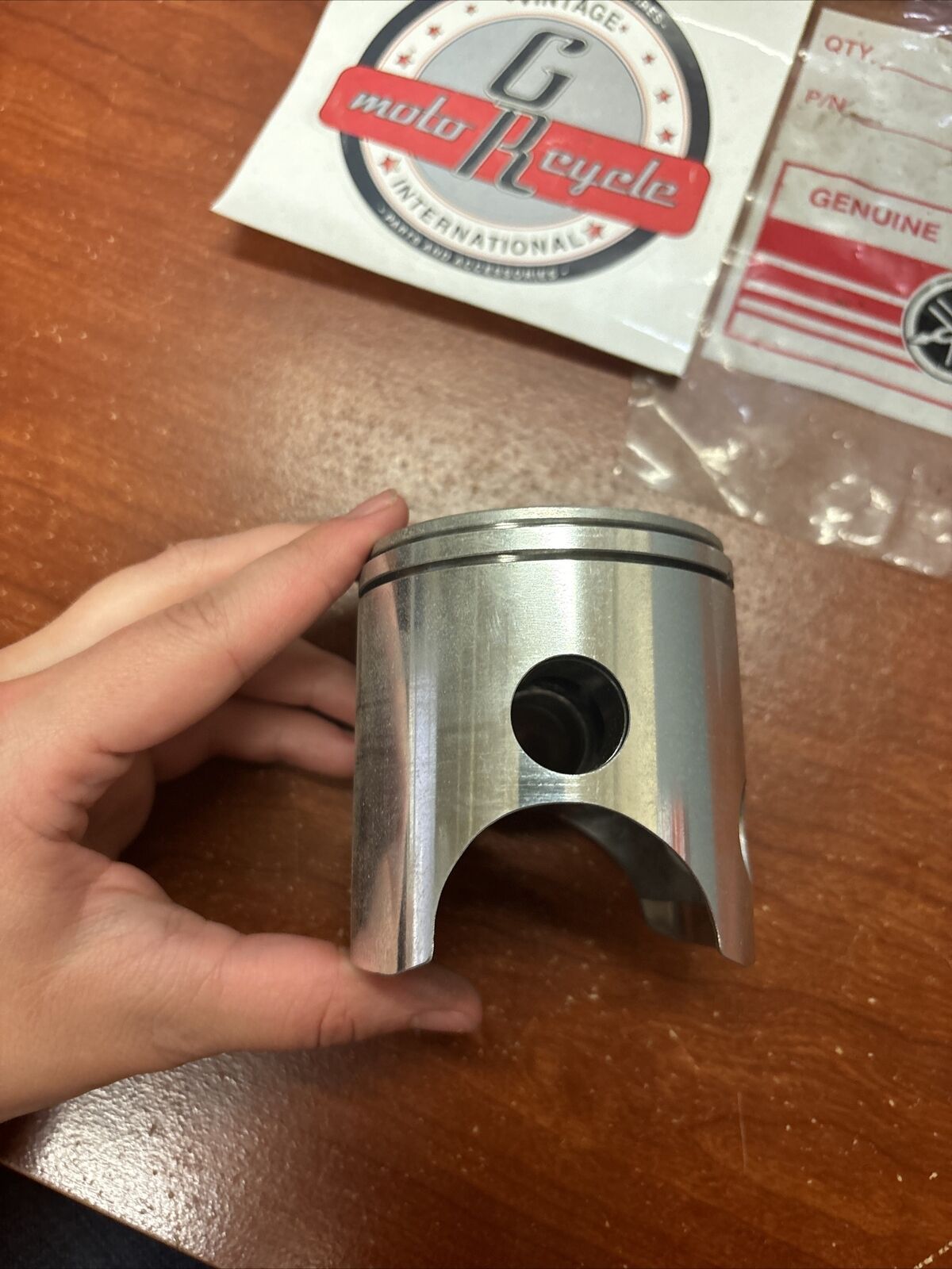 NOS Yamaha DT2 DT250 PISTON O/S 0.25 438-11635-01-00 SUB 438-11635-02-00 Y175