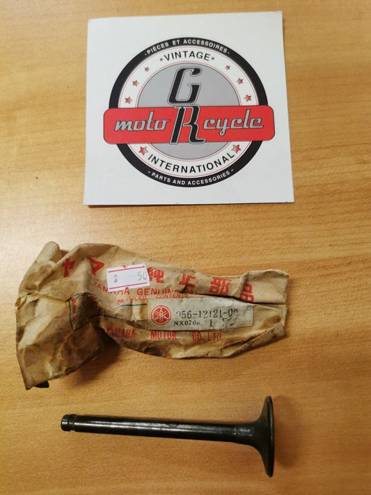 NOS YAMAHA VALVE EXHAUST #1 256-12121-00-00 Superseded by 341-12121-01-00 Y38