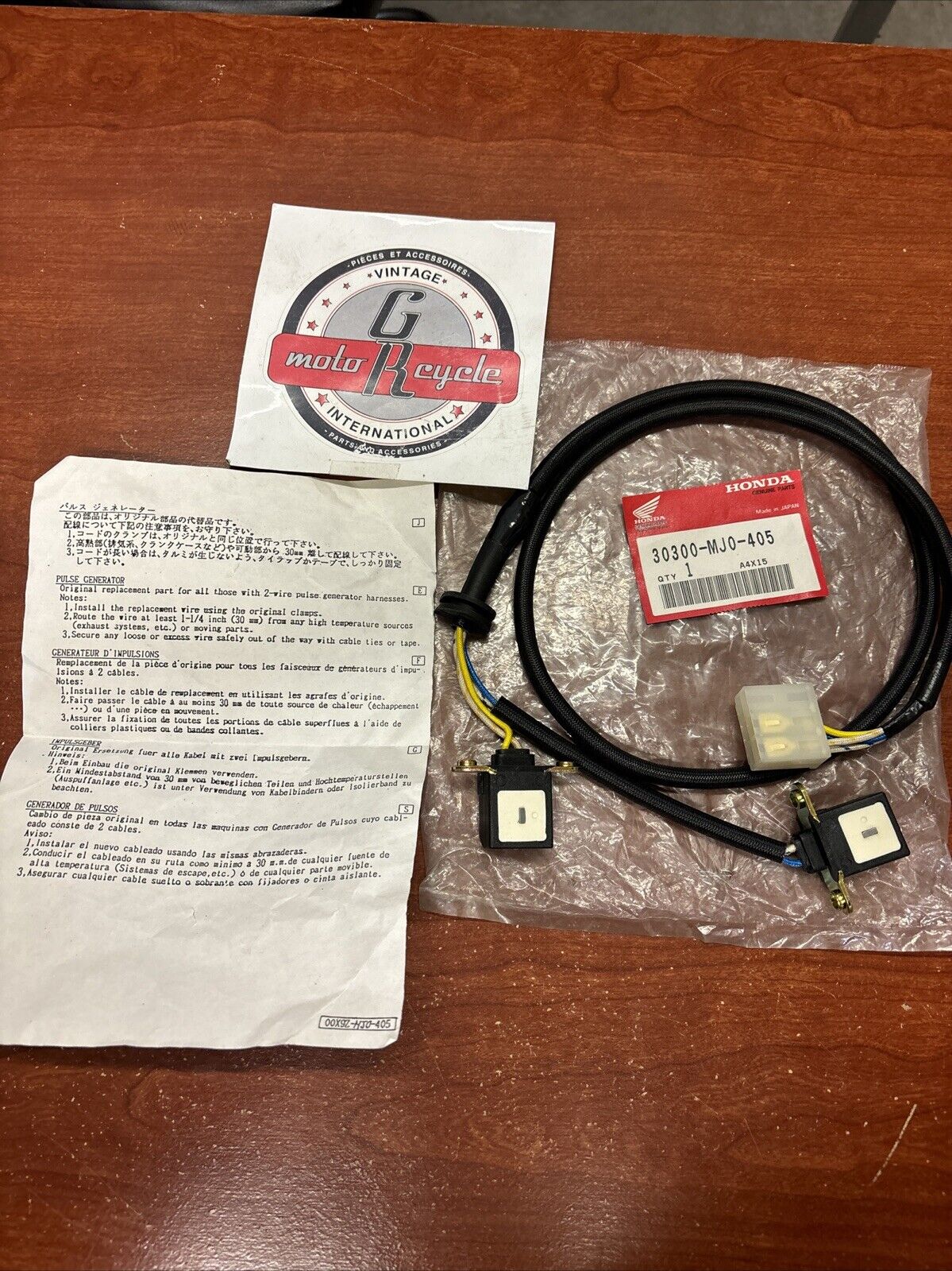 NOS Honda 1984 CB700SC CB750SC CBX750F PULSE GENERATOR 30300-MJ0-405 H168