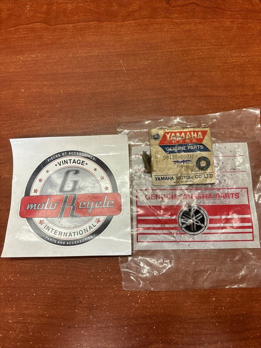 NOS Yamaha GASKET 90430-06011-00 SUB 90430-06224-00 137-13167-00-00 Y185