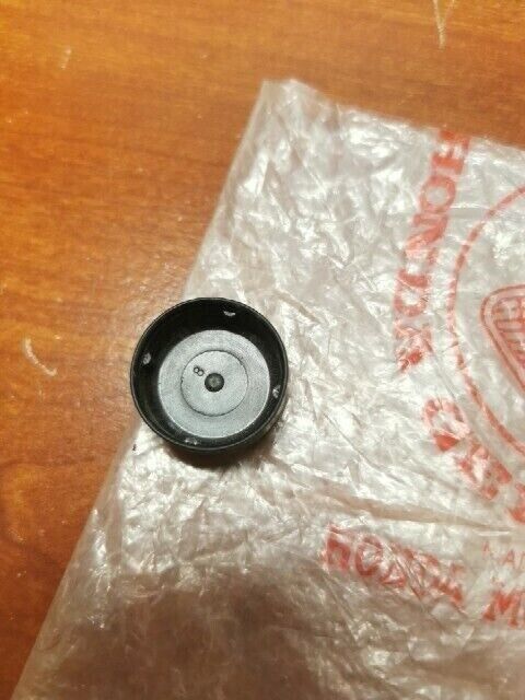 NOS Honda ANF125 ATC110 ATC125 ATC70 C50 C90 CHOKE DUST CAP 16148-141-881 H103