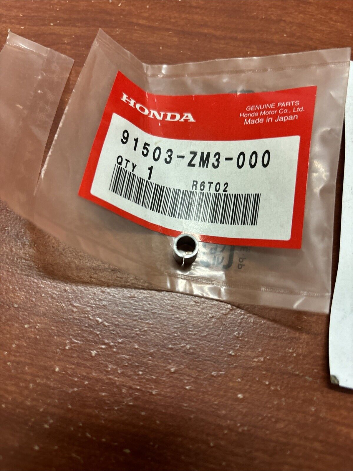 NOS Honda GX22 GX25 GX31 FG100 AIR CLEANER COLLAR 91503-ZM3-000 H182