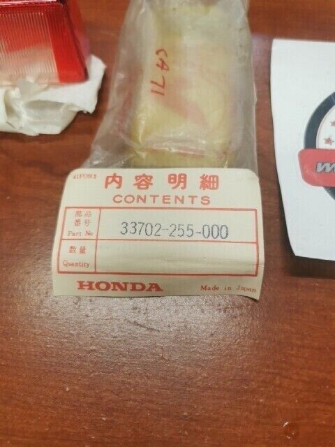 NOS Honda CA72 CA77 CA92 CA95 CE71 TAILLIGHT LENS 33702-255-000 H97