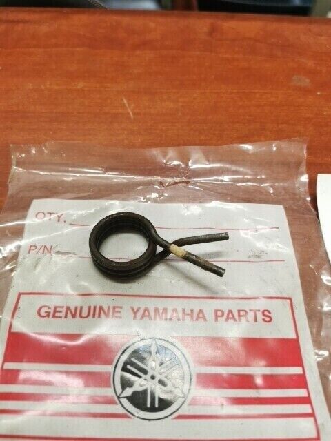 NOS Yamaha FS1 AS2 AT1 TORSION SPRING 132-18124-00-00 SUB 90508-32207-00 Y120