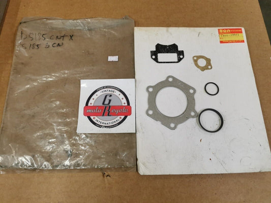 NOS SUZUKI DS185 CNTX TS185BCN GASKET KIT INCOMPLETE SET 11400-29841 J49