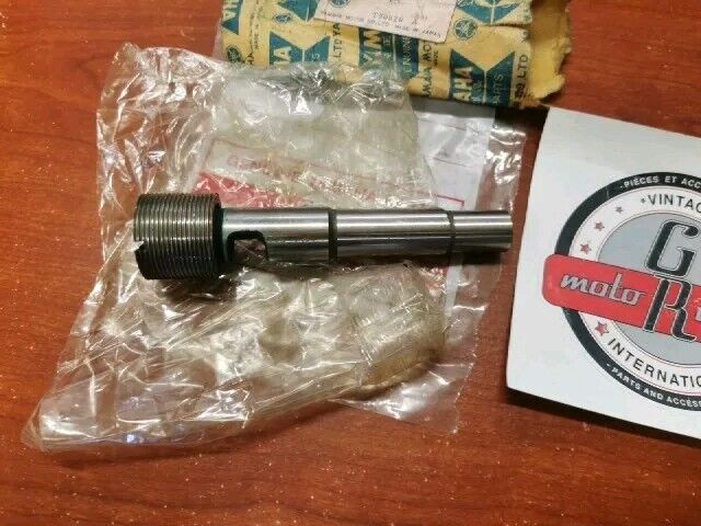 NOS Yamaha SHAFT 341-11465-81 SUB 341-15109-16-00 341-15100-Y7-00 341-11465 Y153