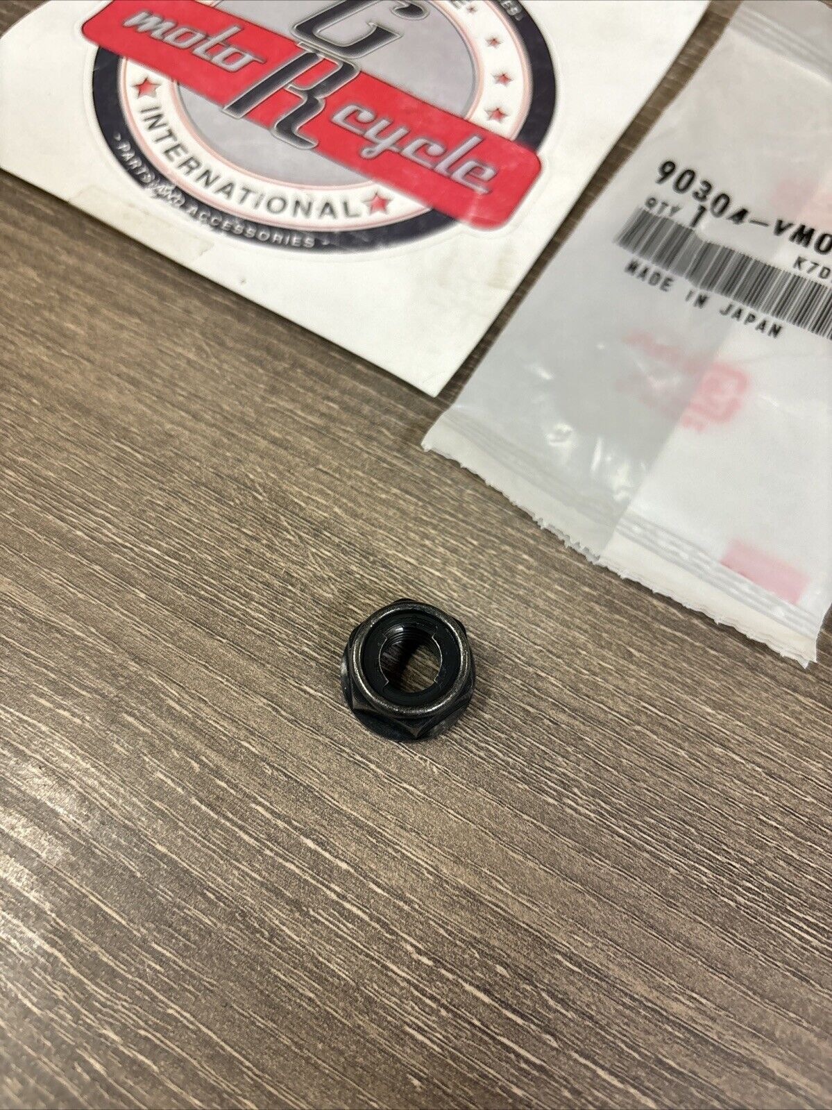 NOS Honda NS50F NV400C VT600C U NUT 10MM 90304-VM0-770 H136