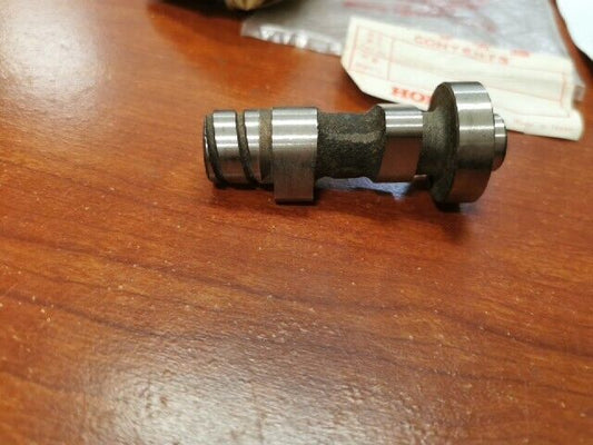 NOS Honda C100 C102 C105 C110 C115 CA100 CA102 CA105T CAMSHAFT 14101-001-040 H93