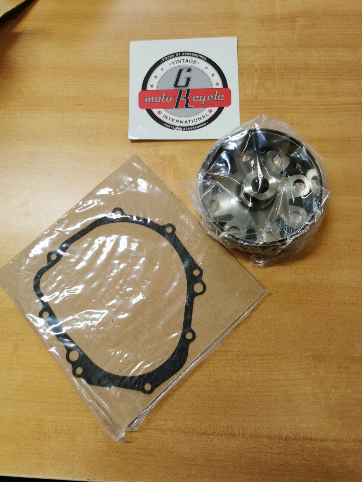 NOS  SUZUKI GSRX1000 2005 - 2019  ROTOR 31402-41G10   S10