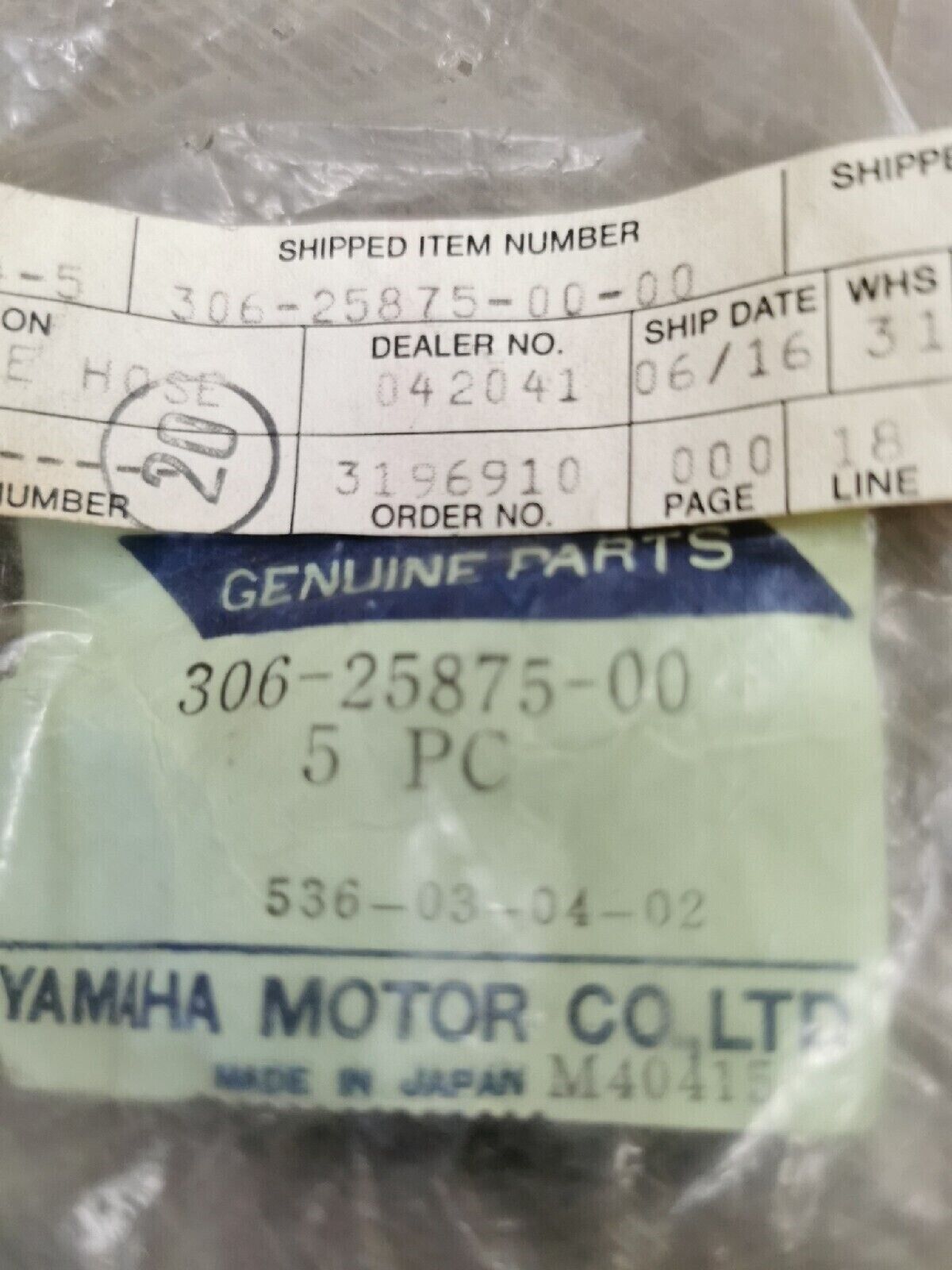 NOS YAMAHA HOLDER BRAKE HOSE 1    306-25875-00  Y57