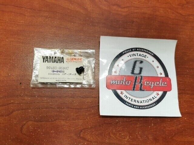 NOS Yamaha XS360 XS400 XS500 GROMMET 90480-06007-00 SUB 341-28187-00-00 Y111