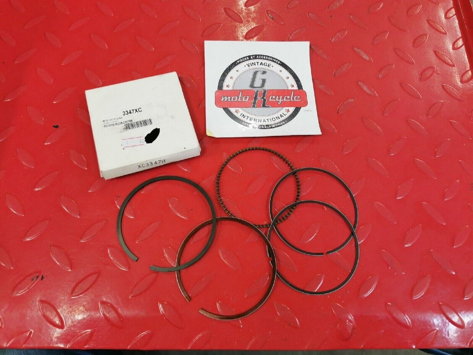 NOS WISECO HONDA 400EX XR400  PISTON RINGS  85mm  3347XC  J10